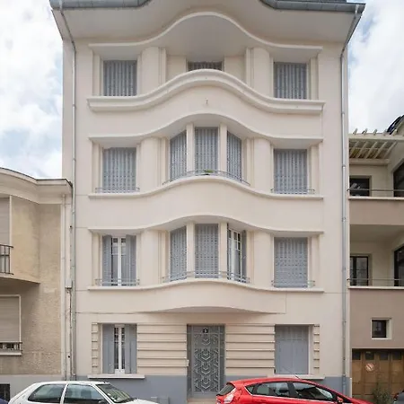 Le Gacon - Centre Apartament *